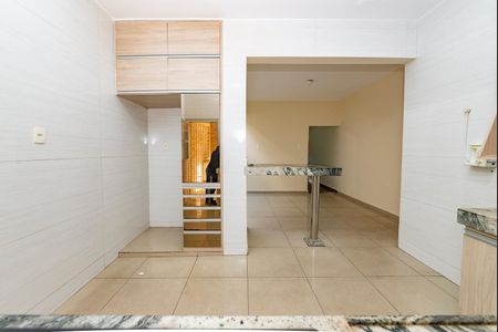Casa à venda com 187m², 3 quartos e 1 vaga Casa à venda com 187m², 3 quartos e 1 vagaCozinha