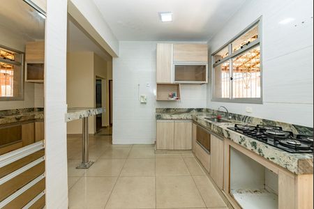 Casa à venda com 187m², 3 quartos e 1 vaga Casa à venda com 187m², 3 quartos e 1 vagaCozinha