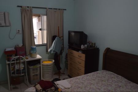 Casa à venda com 200m², 9 quartos e sem vaga Casa à venda com 200m², 9 quartos e sem vagaQuarto 2