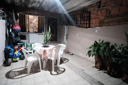 Casa à venda com 97m², 2 quartos e 1 vagaÁrea Externa