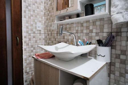 Casa à venda com 97m², 2 quartos e 1 vagaBanheiro Social