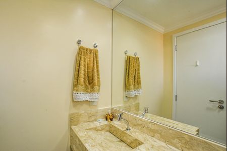 Apartamento à venda com 90m², 3 quartos e 2 vagas Apartamento à venda com 90m², 3 quartos e 2 vagasBanheiro Social