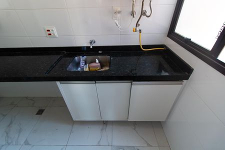 Apartamento à venda com 102m², 3 quartos e 2 vagas Apartamento à venda com 102m², 3 quartos e 2 vagasÁrea de Serviço
