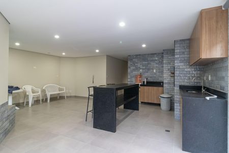 Apartamento à venda com 193m², 4 quartos e 5 vagas Apartamento à venda com 193m², 4 quartos e 5 vagasÁrea comum - Churrasqueira