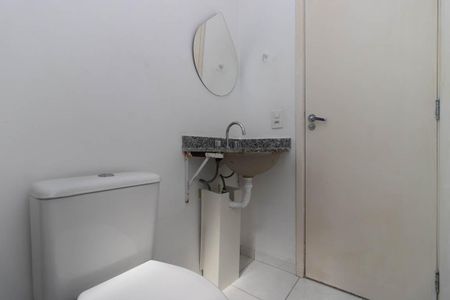 Apartamento à venda com 53m², 2 quartos e 1 vaga Apartamento à venda com 53m², 2 quartos e 1 vagaBanheiro