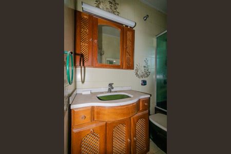 Casa à venda com 150m², 4 quartos e 4 vagas