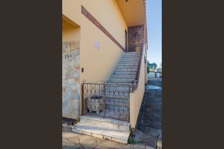 Casa à venda com 150m², 4 quartos e 4 vagas