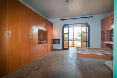 Casa à venda com 150m², 4 quartos e 4 vagas