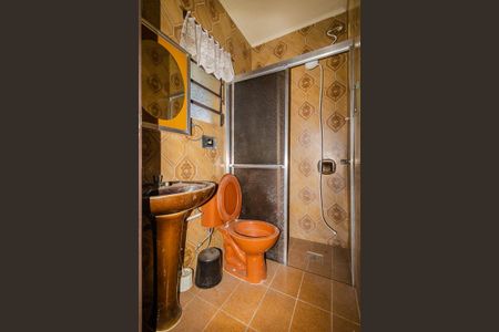 Casa à venda com 150m², 4 quartos e 4 vagas