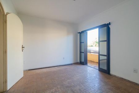 Casa à venda com 150m², 4 quartos e 4 vagas