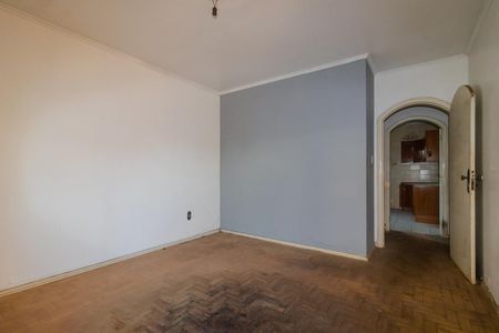 Casa à venda com 150m², 4 quartos e 4 vagas