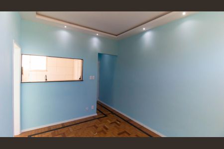 Apartamento à venda com 75m², 2 quartos e 1 vaga Apartamento à venda com 75m², 2 quartos e 1 vagaSala