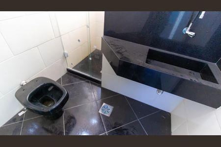 Apartamento à venda com 75m², 2 quartos e 1 vaga Apartamento à venda com 75m², 2 quartos e 1 vagaBanheiro