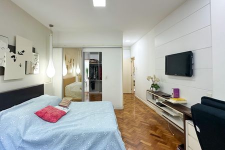 Apartamento à venda com 288m², 4 quartos e 2 vagas Apartamento à venda com 288m², 4 quartos e 2 vagasSuíte