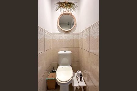 Apartamento à venda com 288m², 4 quartos e 2 vagas Apartamento à venda com 288m², 4 quartos e 2 vagasLavabo