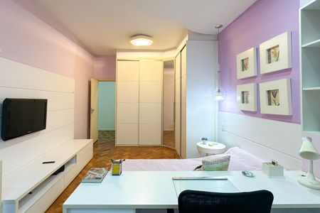 Apartamento à venda com 288m², 4 quartos e 2 vagas Apartamento à venda com 288m², 4 quartos e 2 vagasQuarto 03