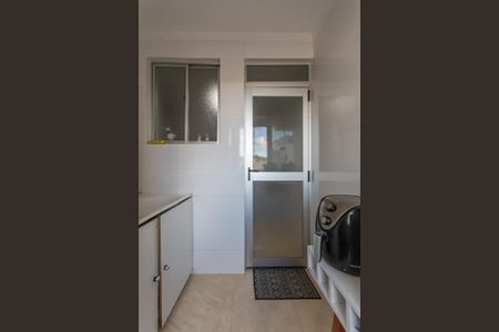 Apartamento à venda com 175m², 3 quartos e 2 vagas Apartamento à venda com 175m², 3 quartos e 2 vagasÁrea de Serviço