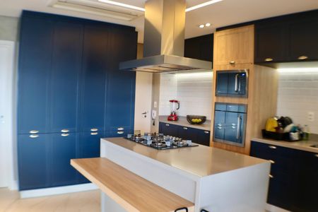 Apartamento à venda com 200m², 4 quartos e 3 vagas Apartamento à venda com 200m², 4 quartos e 3 vagasCozinha