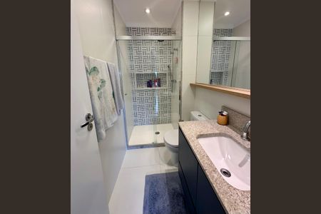 Apartamento à venda com 200m², 4 quartos e 3 vagas Apartamento à venda com 200m², 4 quartos e 3 vagasBanheiro da Suíte 3