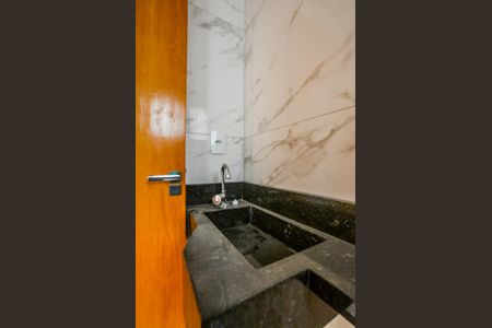 Apartamento à venda com 92m², 2 quartos e 1 vagaBanheiro Social