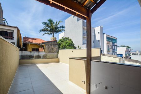 Apartamento à venda com 92m², 2 quartos e 1 vagaÁrea de Serviço/Cobertura
