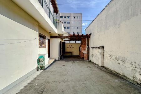 Casa à venda com 240m², 4 quartos e 2 vagasÁrea externa