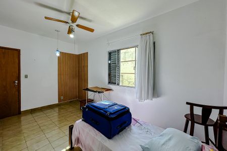 Casa à venda com 240m², 4 quartos e 2 vagasCasa 2 - Quarto