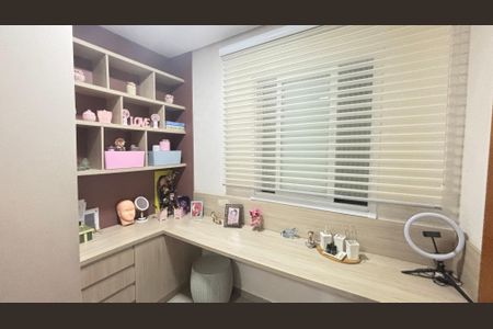 Apartamento à venda com 80m², 3 quartos e 2 vagasQuarto 1