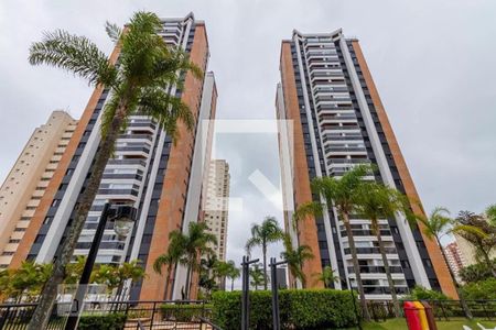 Apartamento à venda com 95m², 3 quartos e 2 vagas Apartamento à venda com 95m², 3 quartos e 2 vagasFachada
