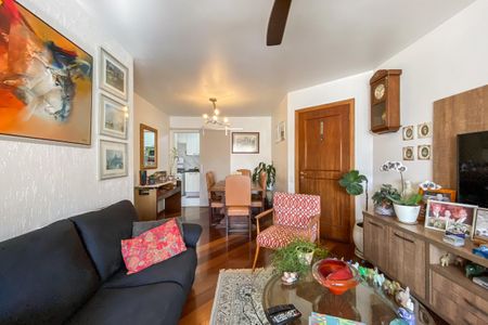 Apartamento à venda com 95m², 3 quartos e 2 vagas Apartamento à venda com 95m², 3 quartos e 2 vagasSala