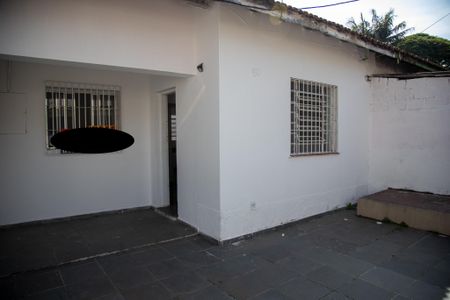 Casa para alugar com 80m², 2 quartos e 2 vagas Casa para alugar com 80m², 2 quartos e 2 vagasGaragem