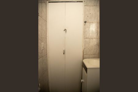 Casa para alugar com 80m², 2 quartos e 2 vagas Casa para alugar com 80m², 2 quartos e 2 vagasBanheiro