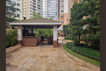 Apartamento à venda com 151m², 3 quartos e 3 vagas Apartamento à venda com 151m², 3 quartos e 3 vagasÁrea comum - Churrasqueira 3