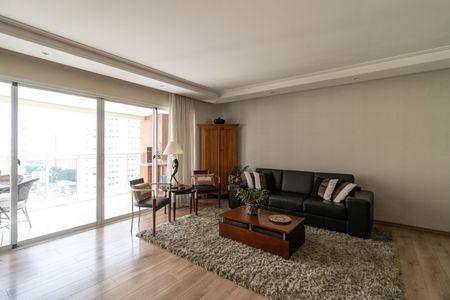 Apartamento à venda com 151m², 3 quartos e 3 vagas Apartamento à venda com 151m², 3 quartos e 3 vagasSala