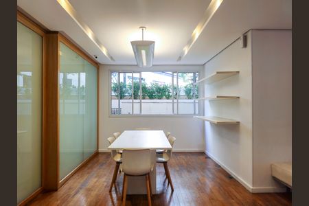 Apartamento à venda com 151m², 3 quartos e 3 vagas Apartamento à venda com 151m², 3 quartos e 3 vagasÁrea comum - CoWorking