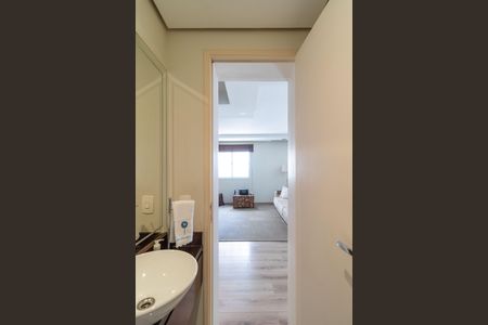 Apartamento à venda com 151m², 3 quartos e 3 vagas Apartamento à venda com 151m², 3 quartos e 3 vagasLavabo