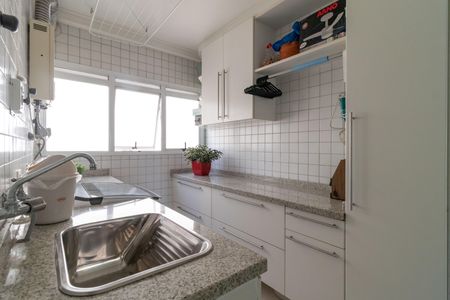 Apartamento à venda com 151m², 3 quartos e 3 vagas Apartamento à venda com 151m², 3 quartos e 3 vagasÁrea de Serviço