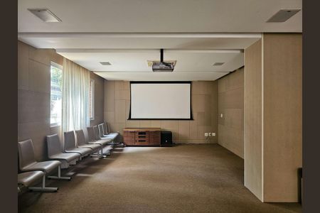 Apartamento à venda com 151m², 3 quartos e 3 vagas Apartamento à venda com 151m², 3 quartos e 3 vagasÁrea comum - Cinema
