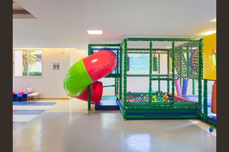 Apartamento à venda com 151m², 3 quartos e 3 vagas Apartamento à venda com 151m², 3 quartos e 3 vagasÁrea comum - Brinquedoteca