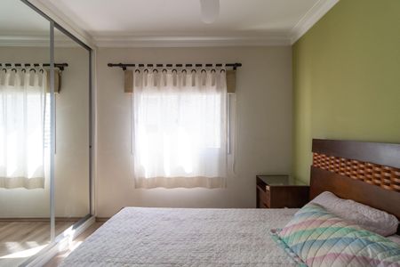 Apartamento à venda com 151m², 3 quartos e 3 vagas Apartamento à venda com 151m², 3 quartos e 3 vagasSuíte