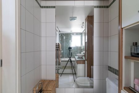 Apartamento à venda com 151m², 3 quartos e 3 vagas Apartamento à venda com 151m², 3 quartos e 3 vagasBanheiro da Suíte