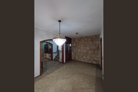 Casa à venda com 315m², 4 quartos e 8 vagas Casa à venda com 315m², 4 quartos e 8 vagasSala de Jantar
