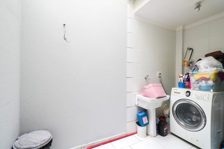 Casa de condomínio à venda com 114m², 2 quartos e 2 vagasÁrea de Serviço