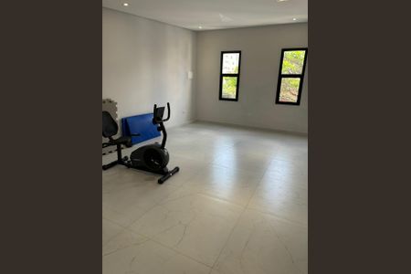 Casa à venda com 180m², 3 quartos e 3 vagas Casa à venda com 180m², 3 quartos e 3 vagasSala de Ginástica