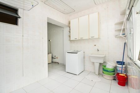 Casa à venda com 340m², 4 quartos e 2 vagas