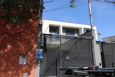 Casa à venda com 100m², 3 quartos e 2 vagasFachada