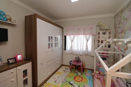 Casa à venda com 100m², 3 quartos e 2 vagasSuíte