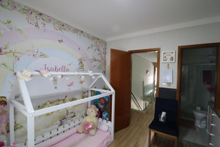 Casa à venda com 100m², 3 quartos e 2 vagasSuíte