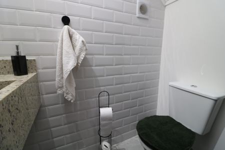 Casa à venda com 100m², 3 quartos e 2 vagasLavabo