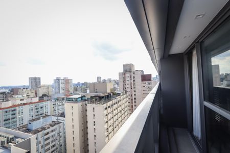 Studio para alugar com 39m², 1 quarto e 1 vaga Studio para alugar com 39m², 1 quarto e 1 vagaVaranda